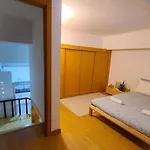 Mezzanine 4 ファロ